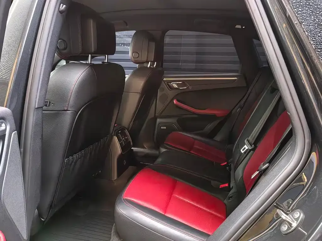 Porsche Macan 2021 из CN, фото 3