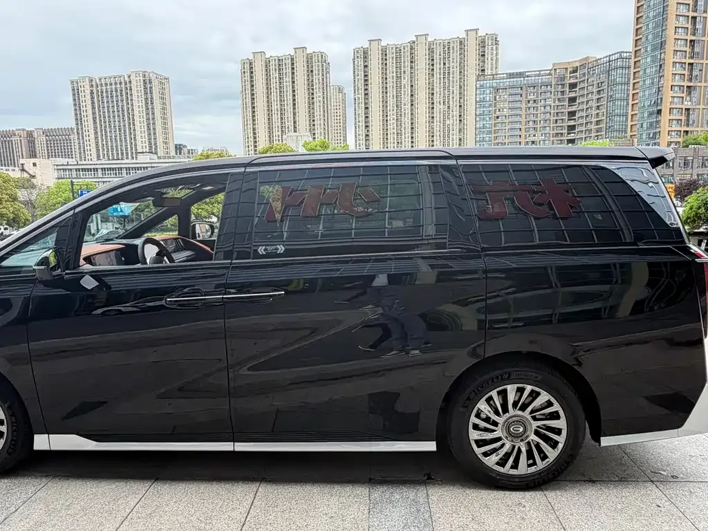 GAC Motor Trumpchi M8 — фото 5