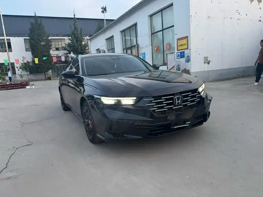 Honda Accord — фото 3