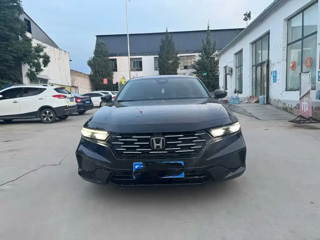 Honda Accord — фото 7