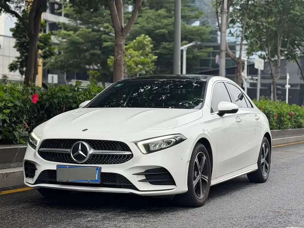 Mercedes-Benz A-Class — фото 1