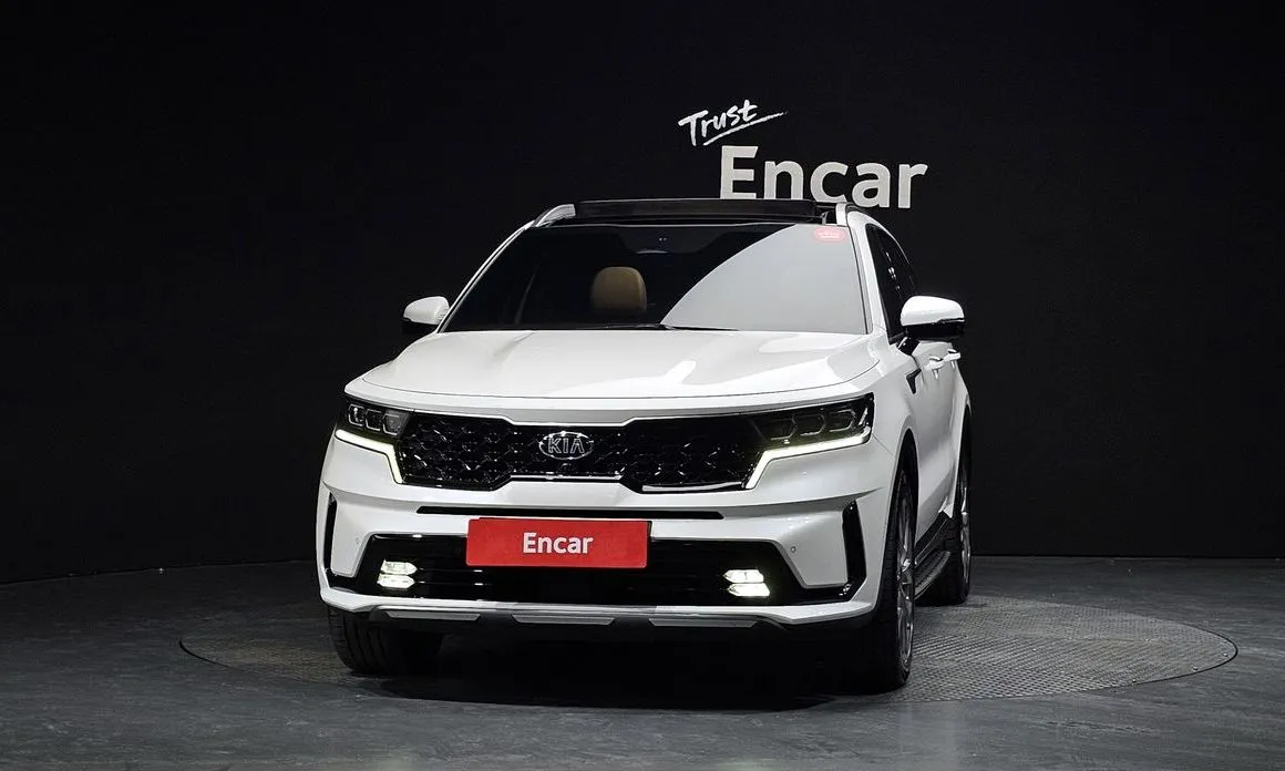 Kia Sorento — фото 10