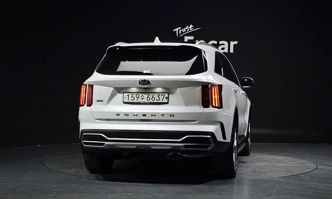 Kia Sorento — фото 4