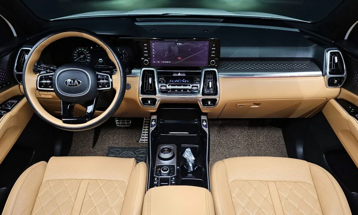 Kia Sorento — фото 9