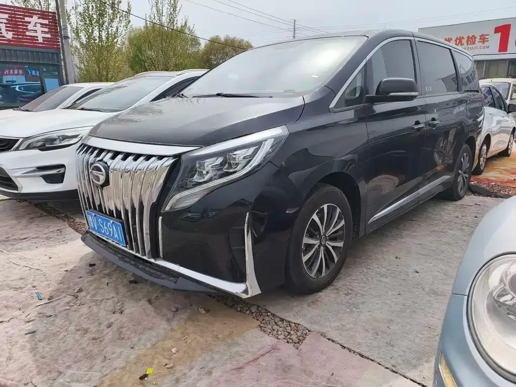 GAC Motor Trumpchi M8