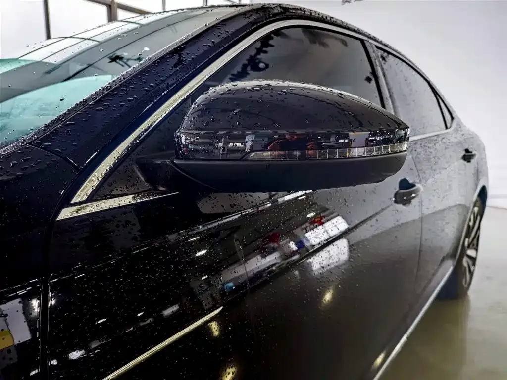 Volkswagen Passat — фото 3