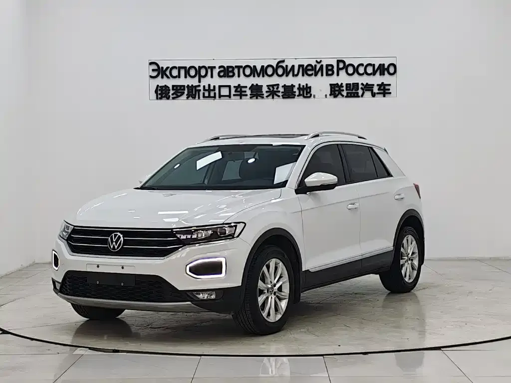 Volkswagen T-Roc — фото 1