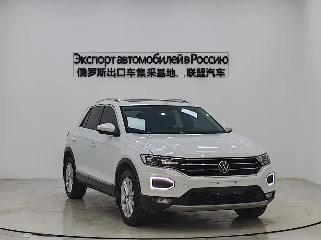 Volkswagen T-Roc — фото 4