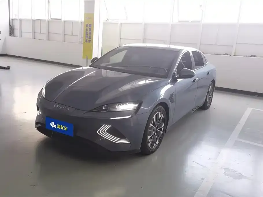 BYD Seal — фото 1