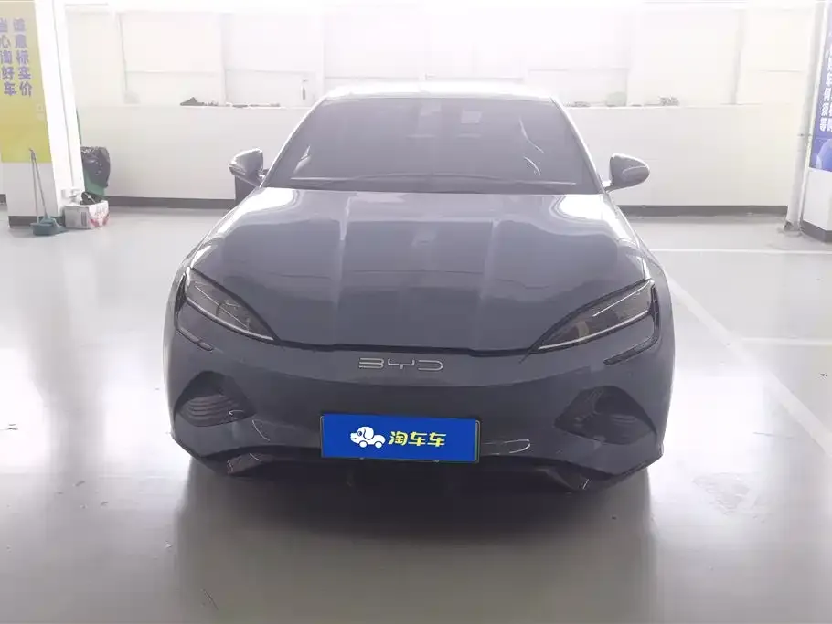 BYD Seal — фото 3
