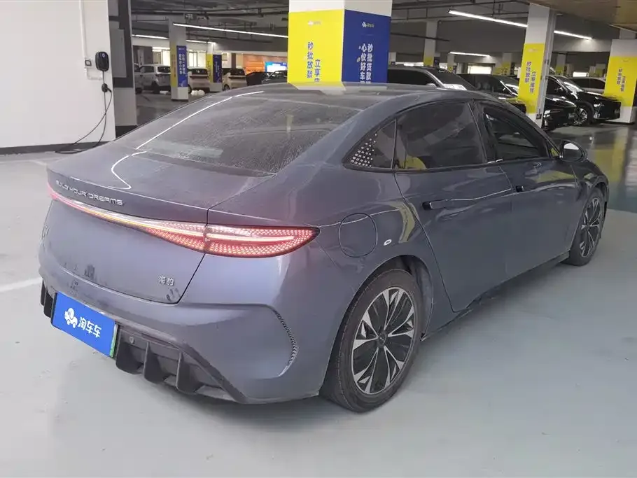 BYD Seal — фото 9