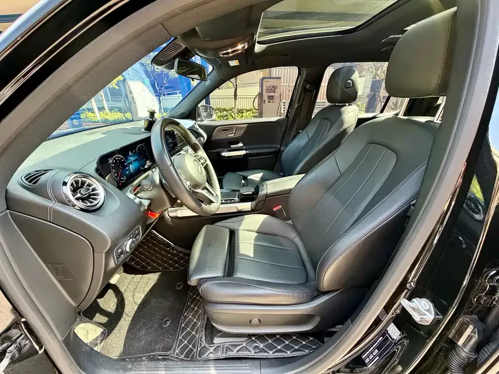 Mercedes-Benz EQB 2023 из CN, фото 3