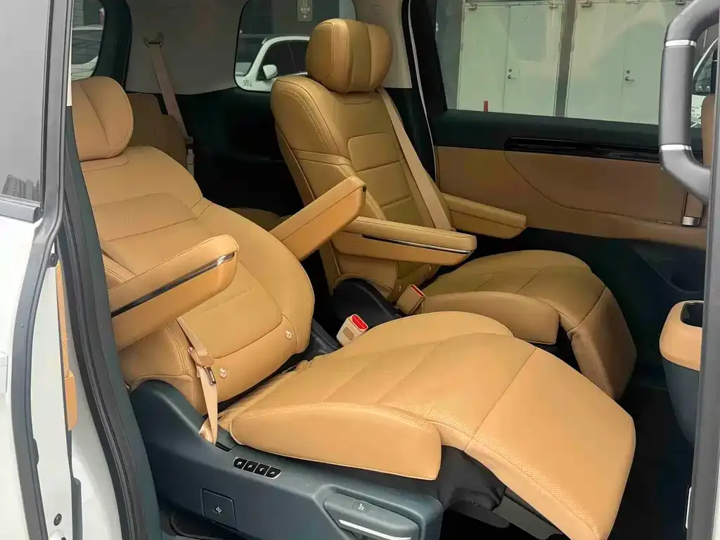 GAC Motor Trumpchi E8 2024 из CN, фото 2