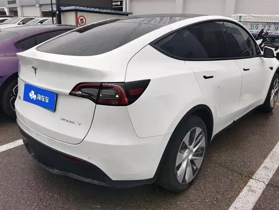 Tesla Model Y 2022 из CN, фото 10