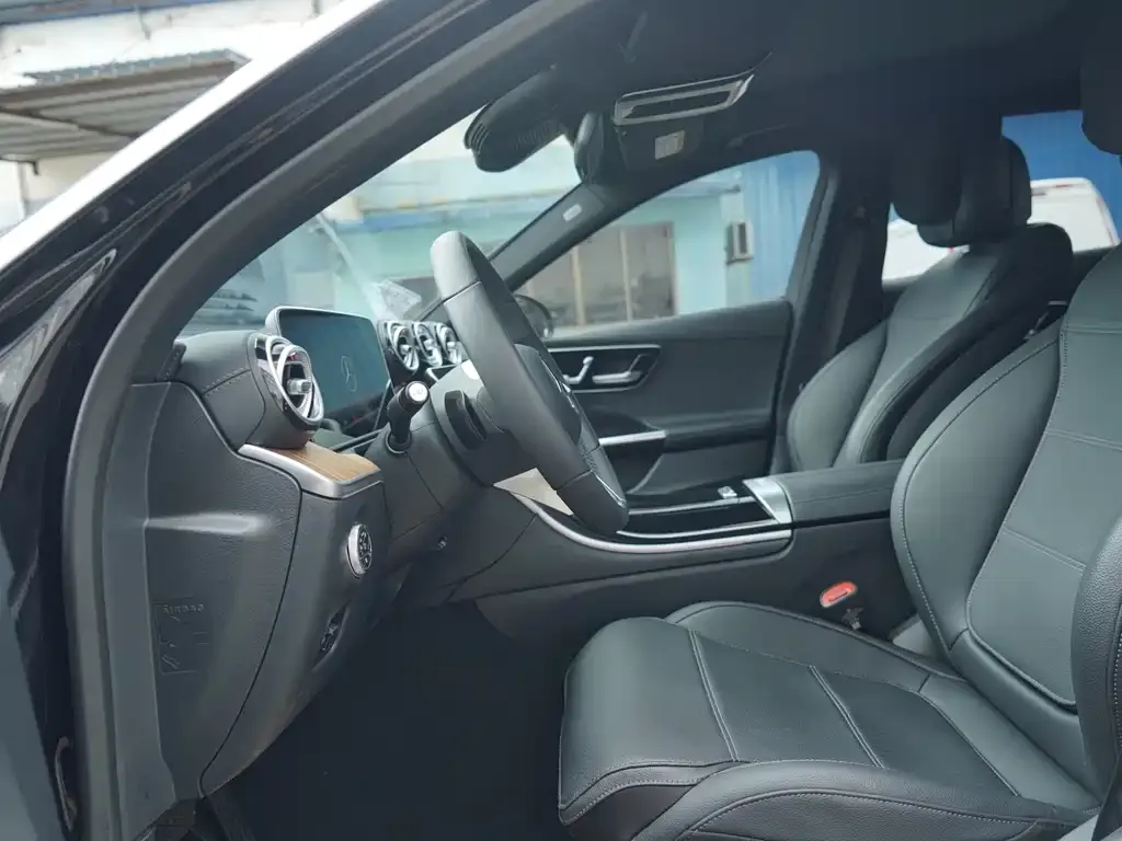 Mercedes-Benz C-Class 2024 из CN, фото 3