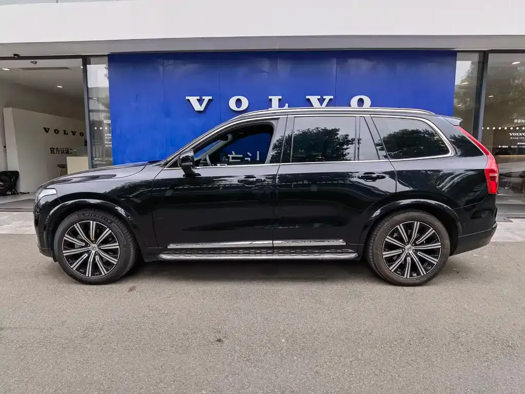 Volvo XC90 — фото 3