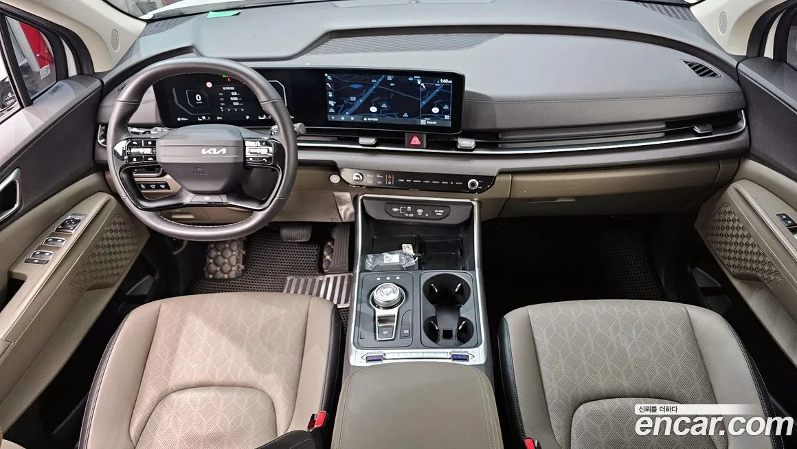 Kia Carnival — фото 9