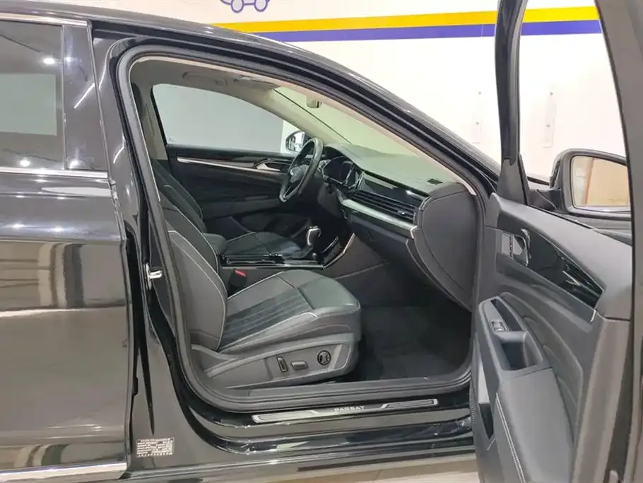 Volkswagen Passat — фото 6