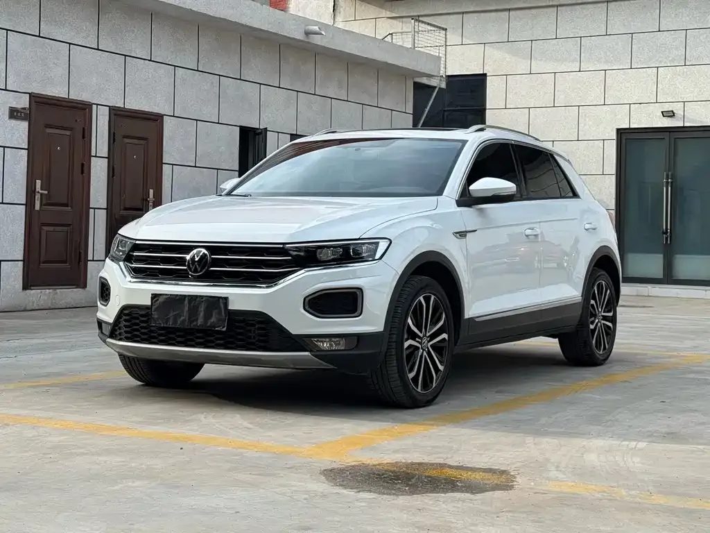 Volkswagen T-Roc 2022 из CN, фото 1