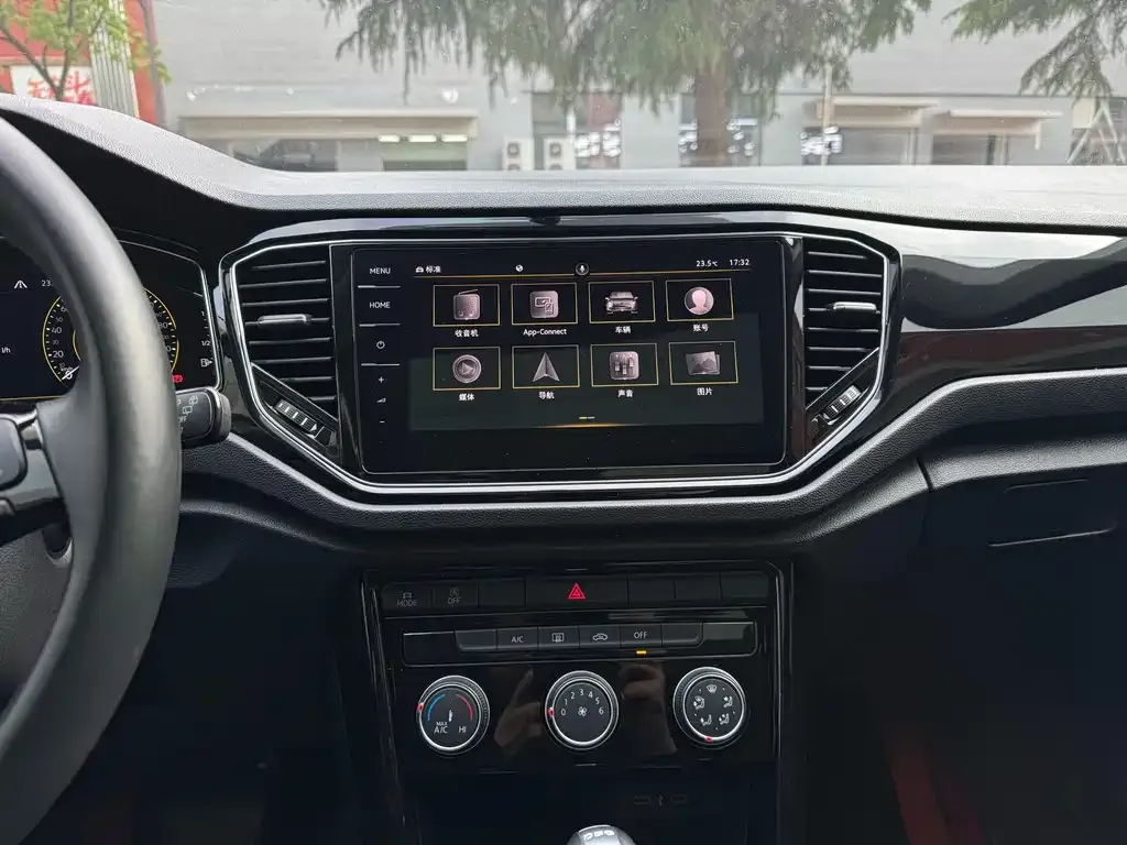Volkswagen T-Roc 2022 из CN, фото 8