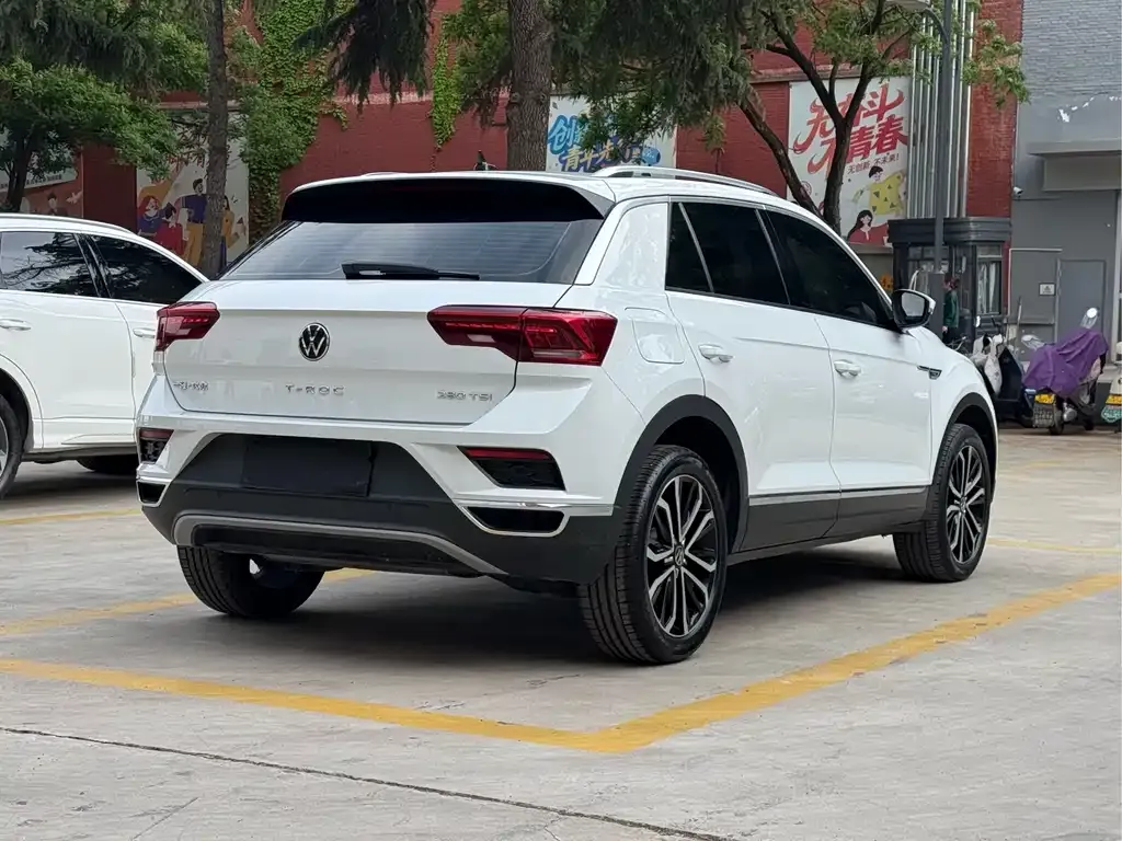 Volkswagen T-Roc 2022 из CN, фото 7