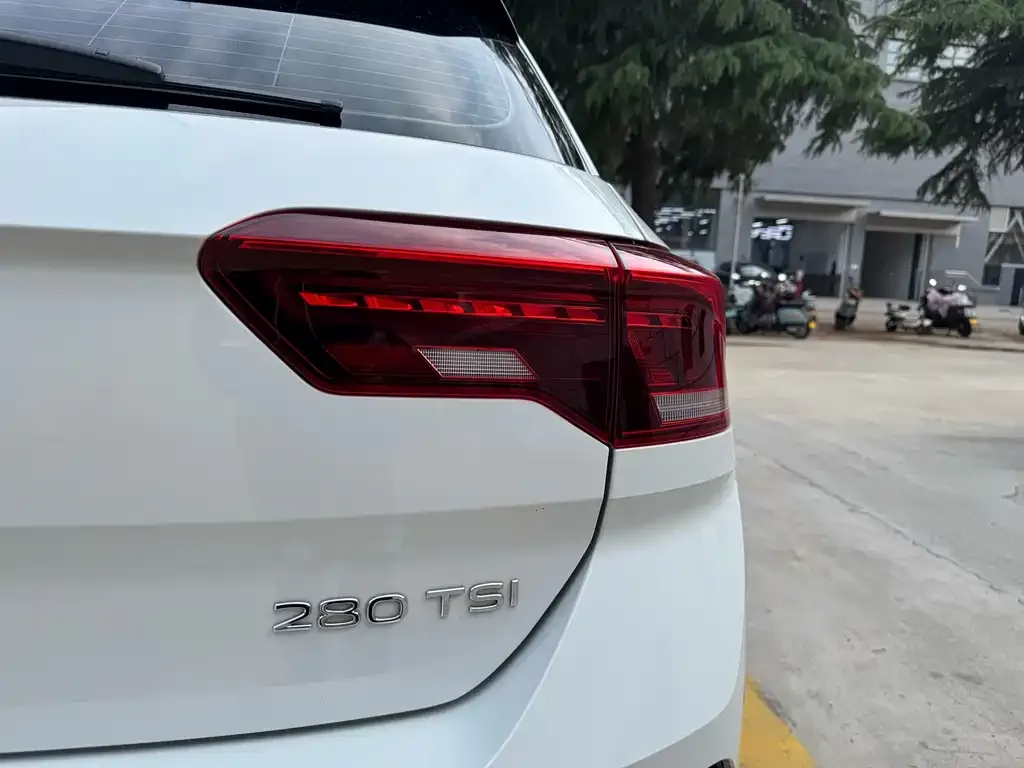 Volkswagen T-Roc 2022 из CN, фото 2