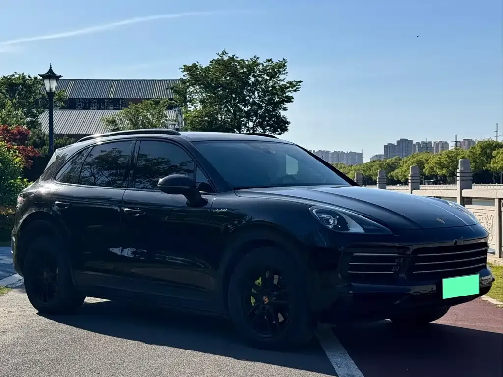 Porsche Cayenne Hybrid