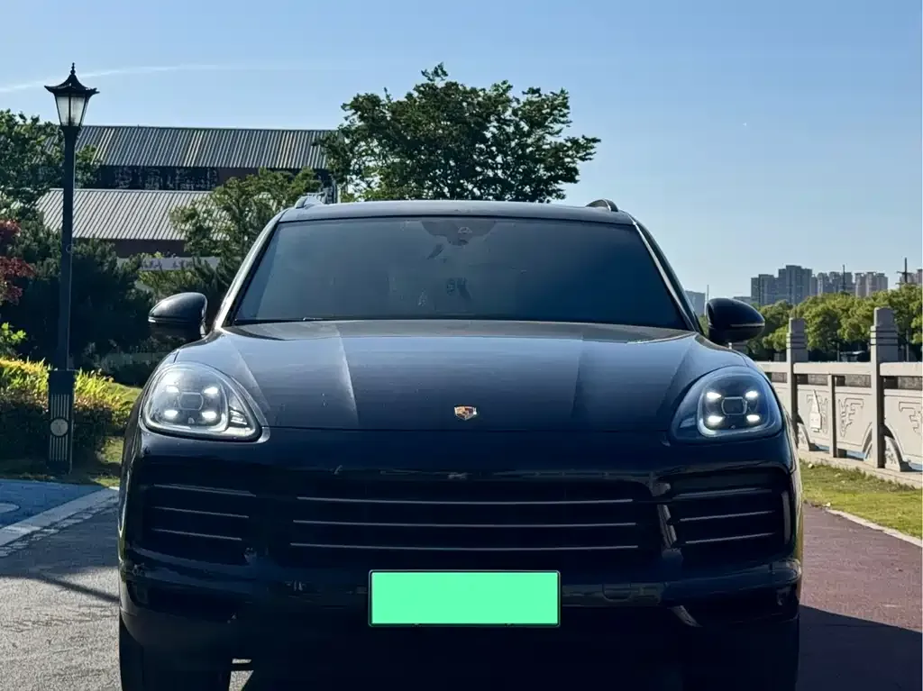 Porsche Cayenne Hybrid 2021 из CN, фото 3