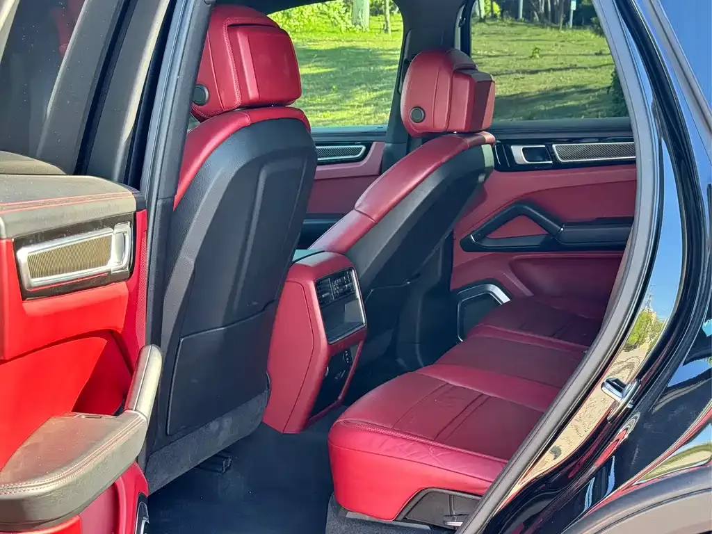 Porsche Cayenne Hybrid 2021 из CN, фото 8