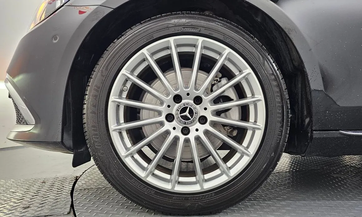 Mercedes-Benz E-Class 2021 из KR, фото 9