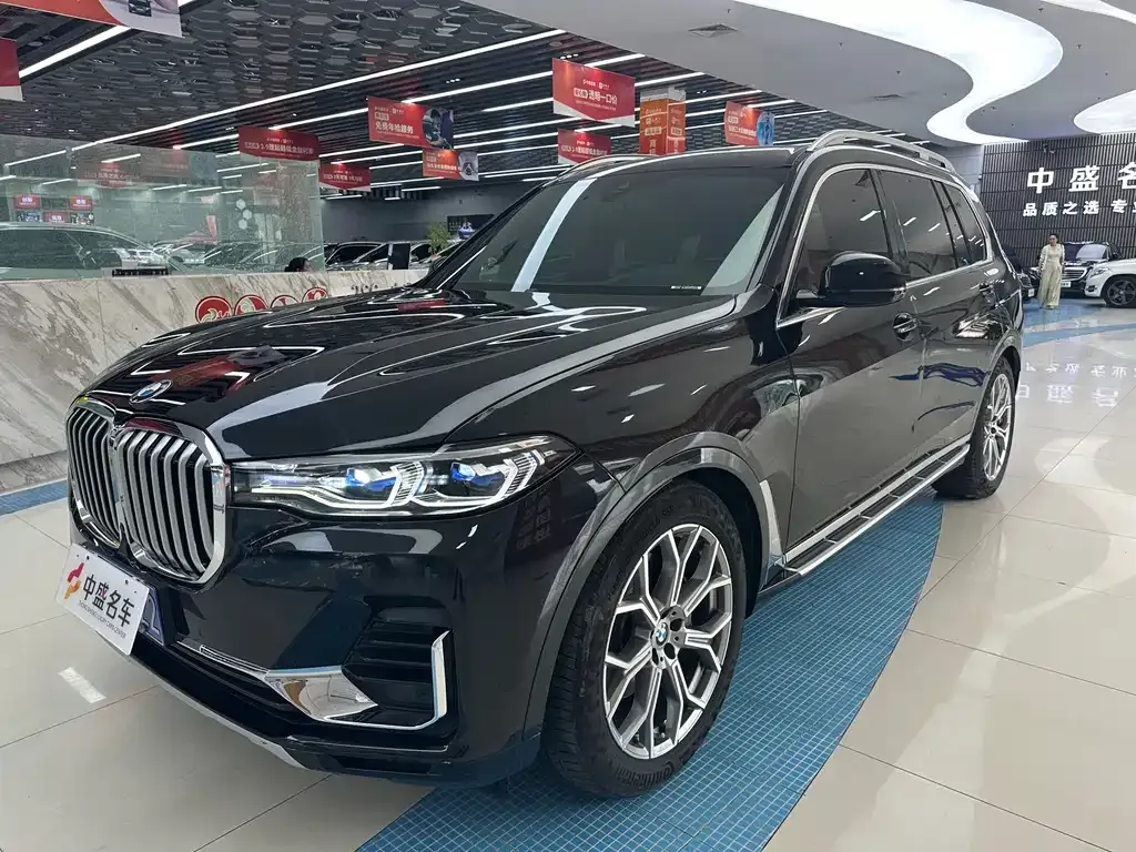 BMW X7 — фото 1