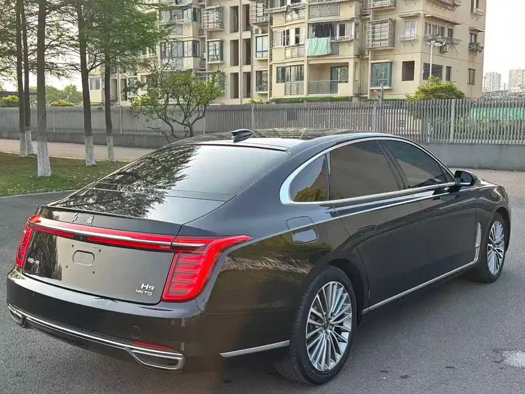 Hongqi H9 — фото 4