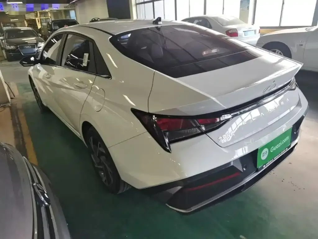 Hyundai Elantra 2024 из CN, фото 3