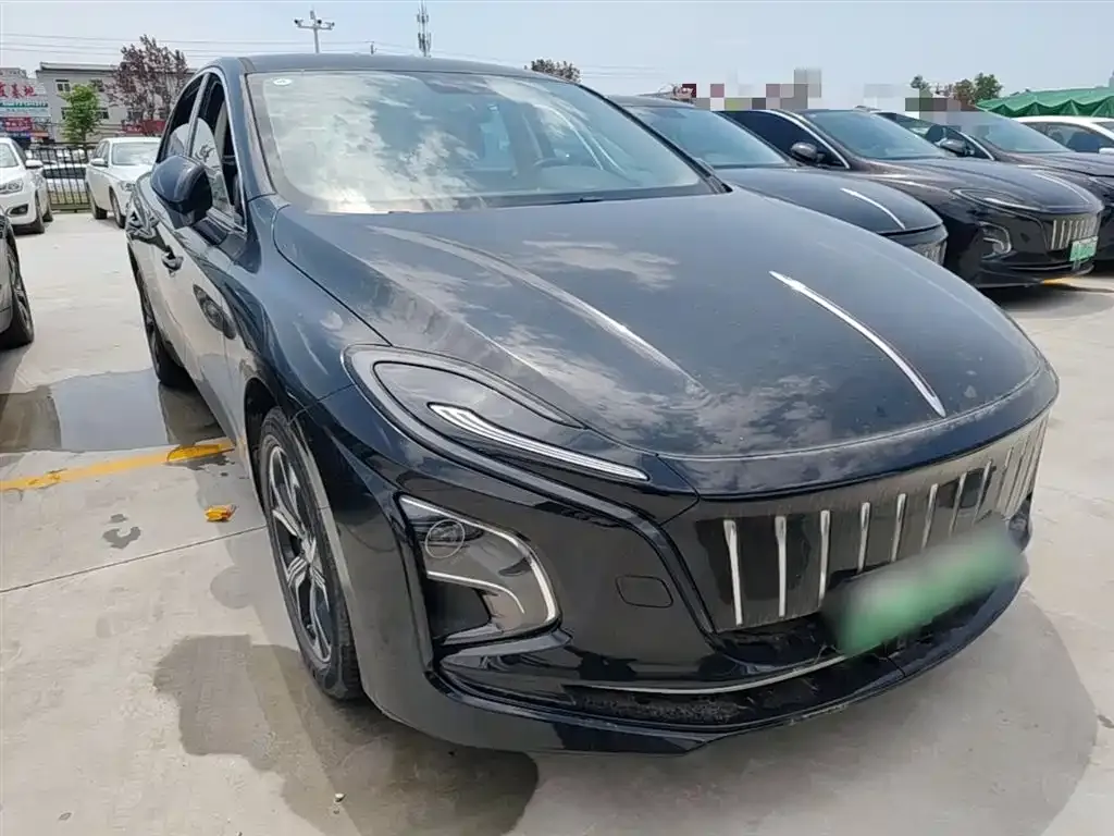 Hongqi E-QM5 2024 из CN, фото 9