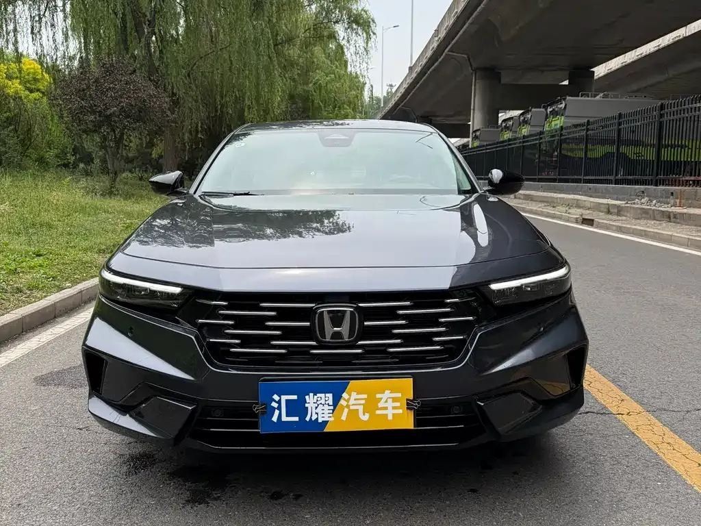 Honda Accord — фото 3