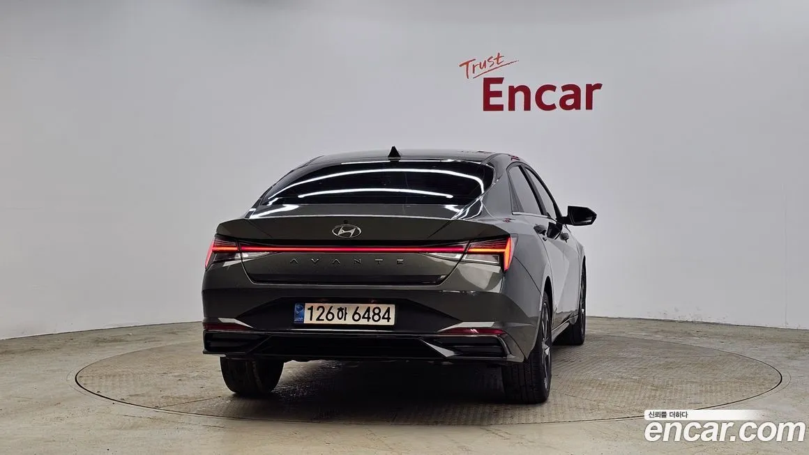 Hyundai AVANTE — фото 2