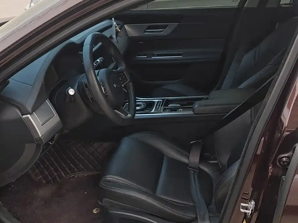 Jaguar XFL 2021 из CN, фото 2