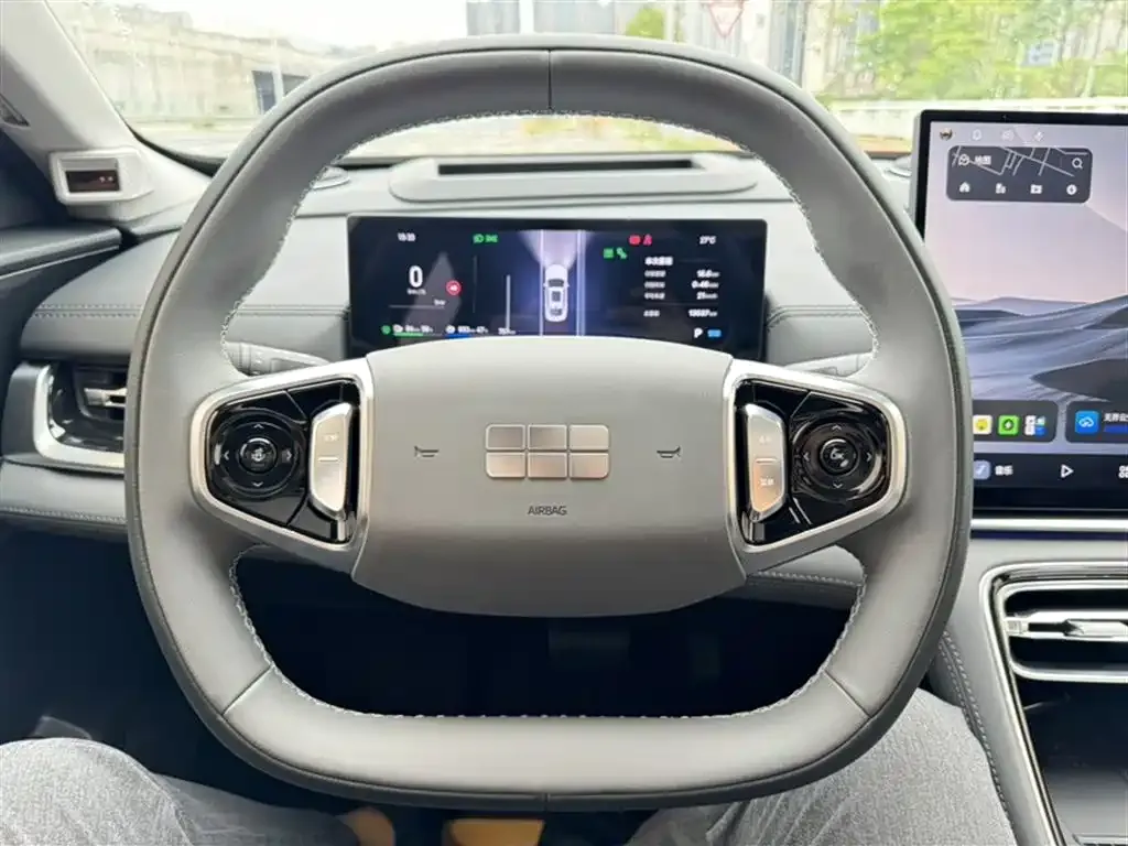 Geely Galaxy A7 — фото 6
