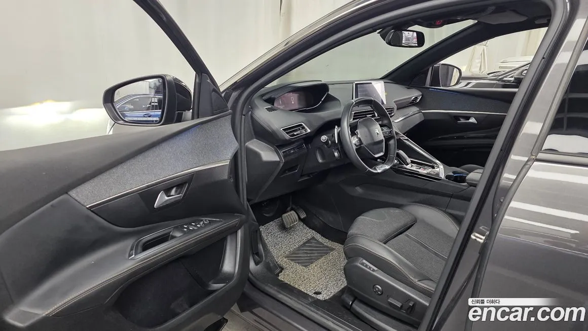 Peugeot 5008 2021 из KR, фото 9