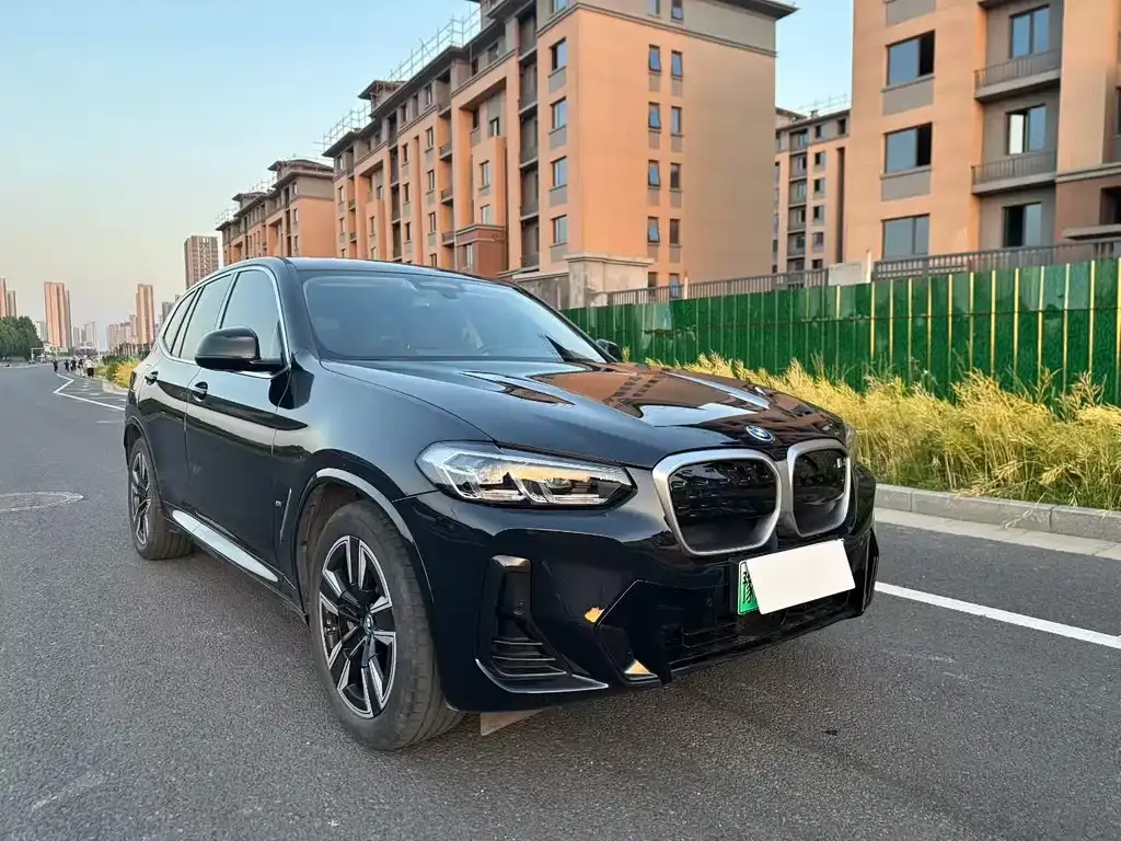 BMW iX3 2023 из CN, фото 7