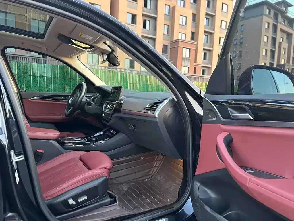 BMW iX3 2023 из CN, фото 8