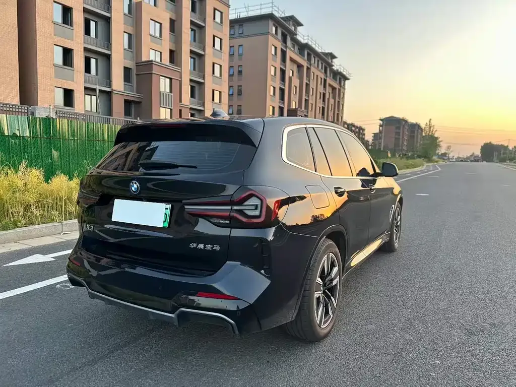 BMW iX3 2023 из CN, фото 9