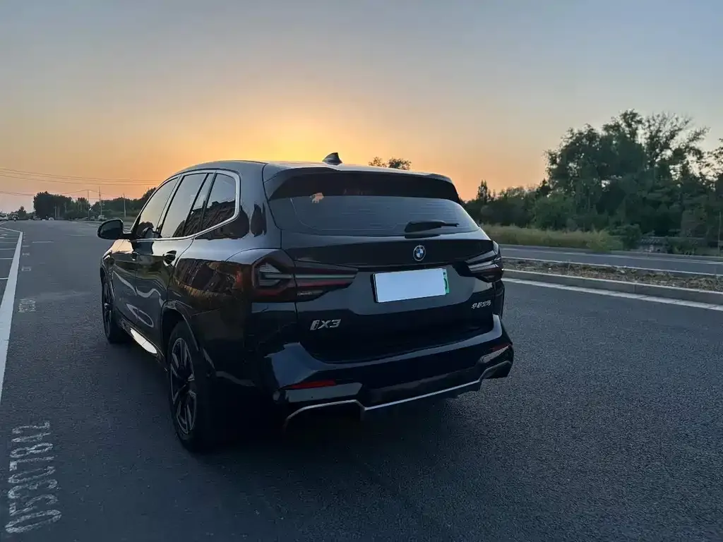 BMW iX3 2023 из CN, фото 2