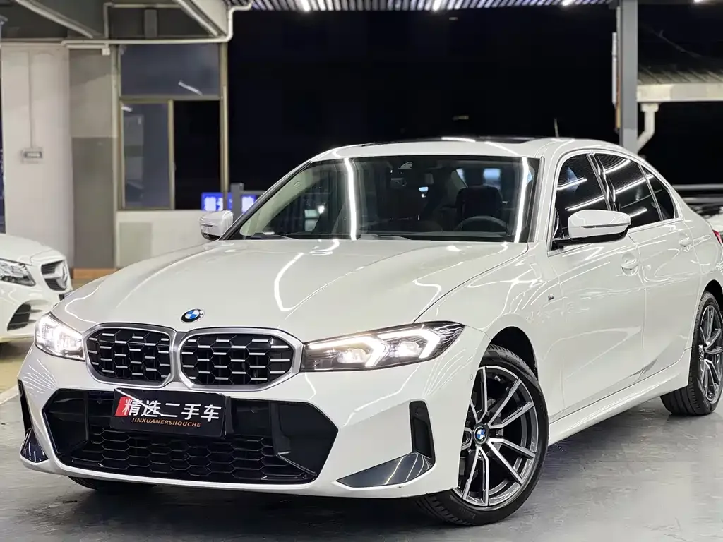 BMW 3 Series 2022 из CN, фото 6