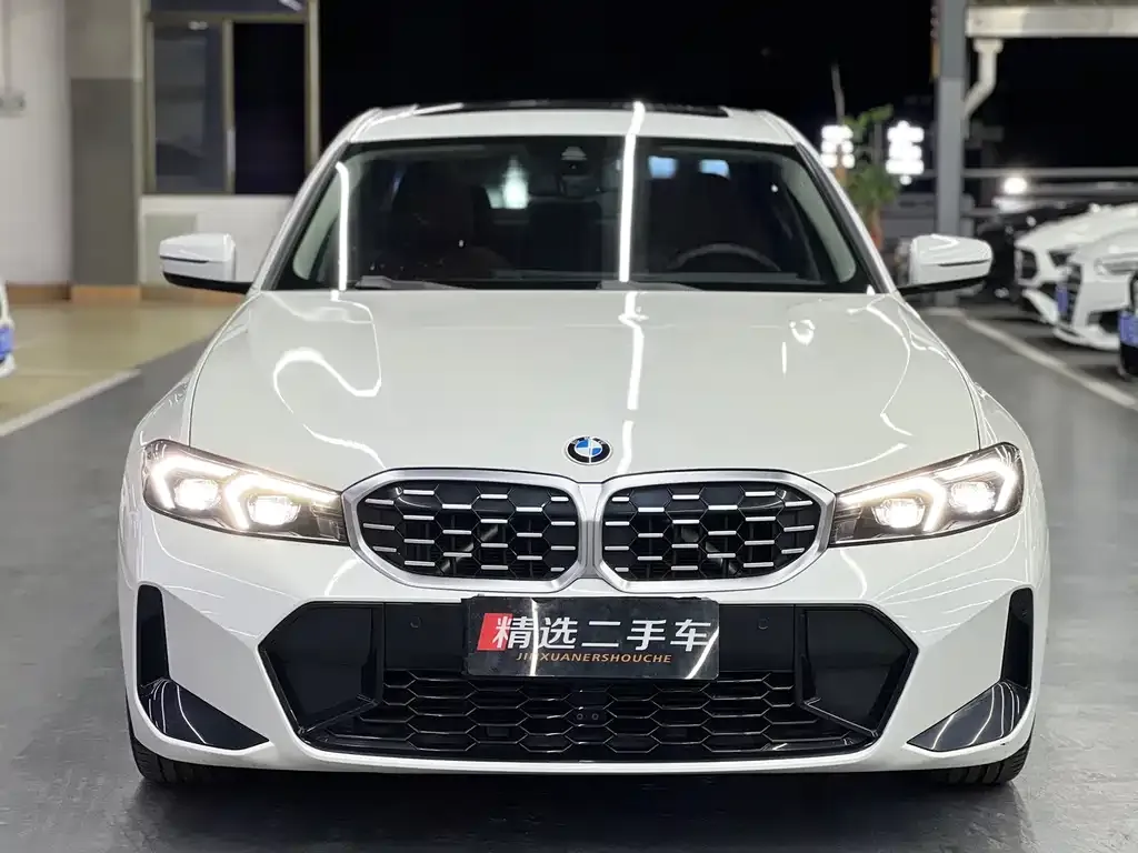 BMW 3 Series 2022 из CN, фото 2
