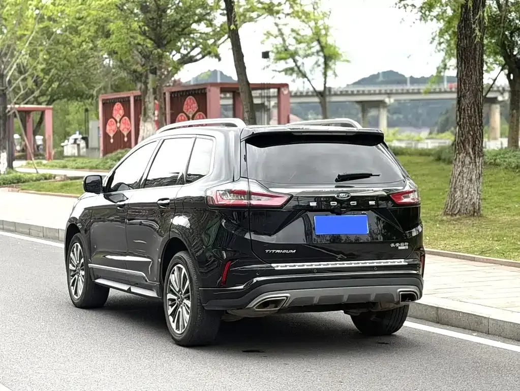 Ford Edge 2023 из CN, фото 8