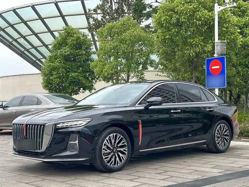Hongqi H5 — фото 10