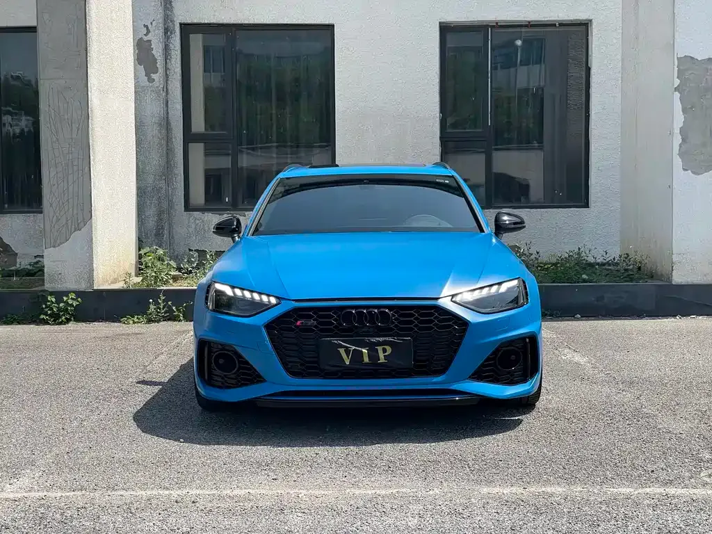 Audi RS 4
