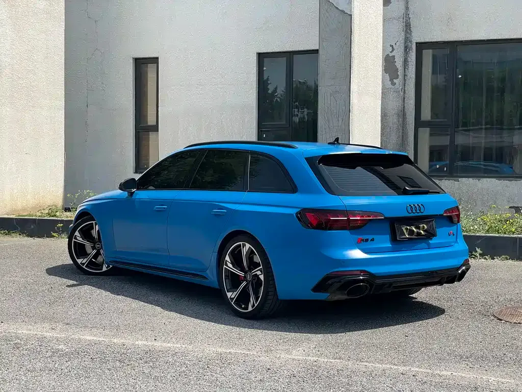 Audi RS 4 2021 из CN, фото 7
