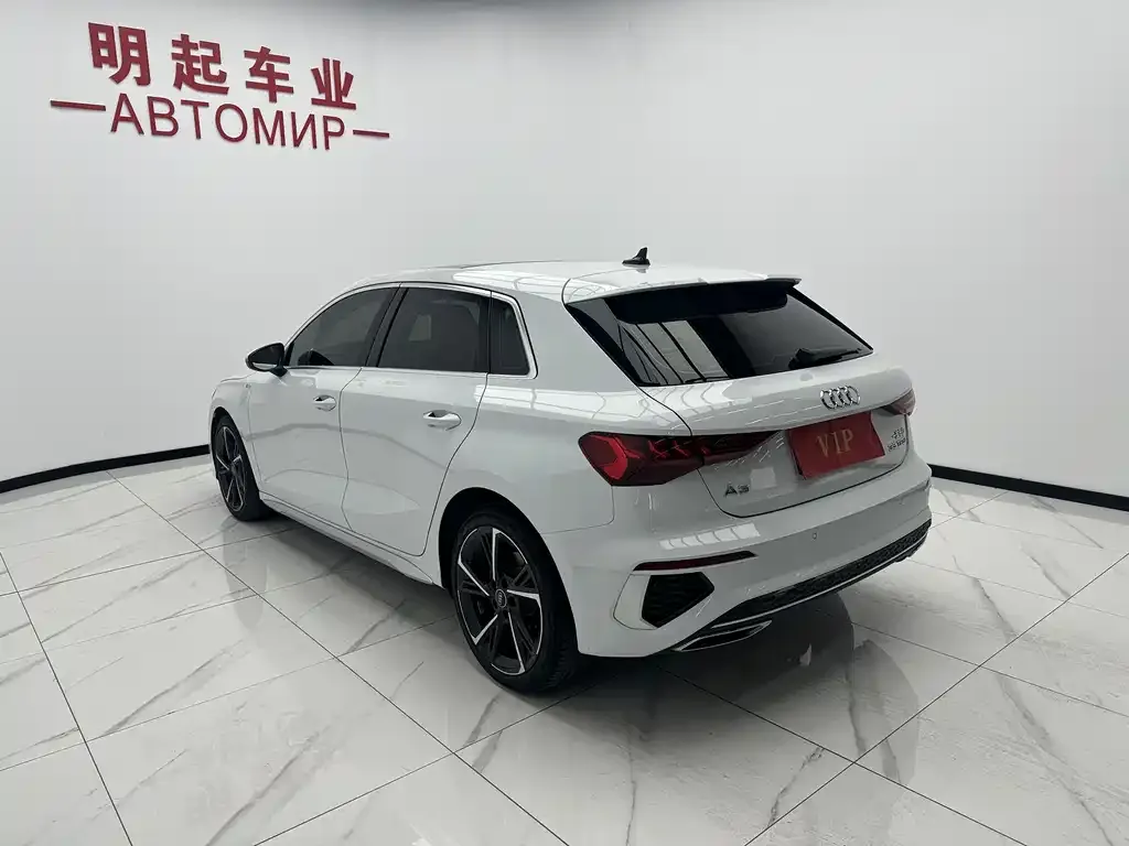 Audi A3 2023 из CN, фото 5